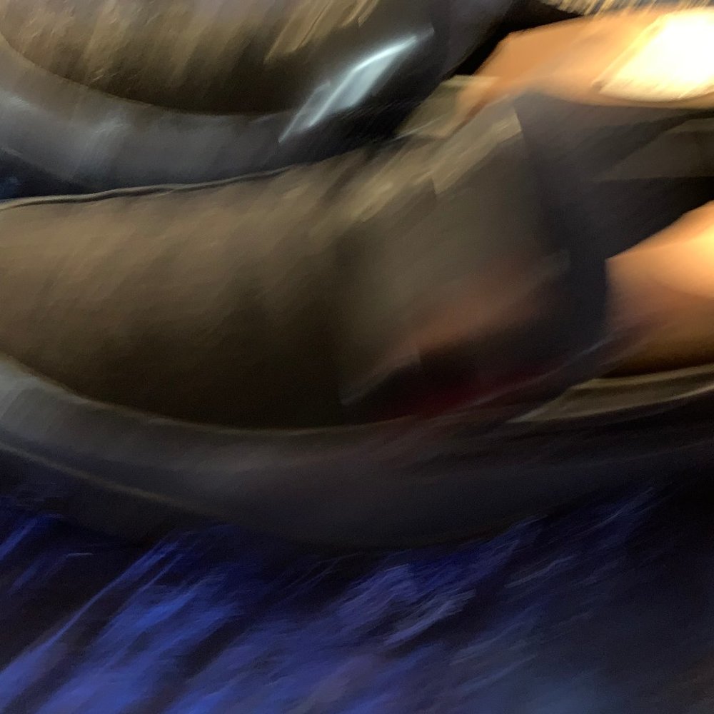 VERSACE! - Picture 2 of 5